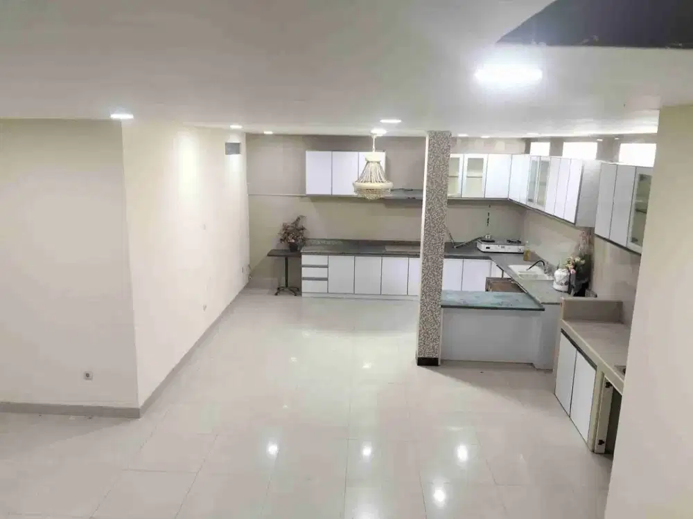 di jual rmh kemayoran hrg BU