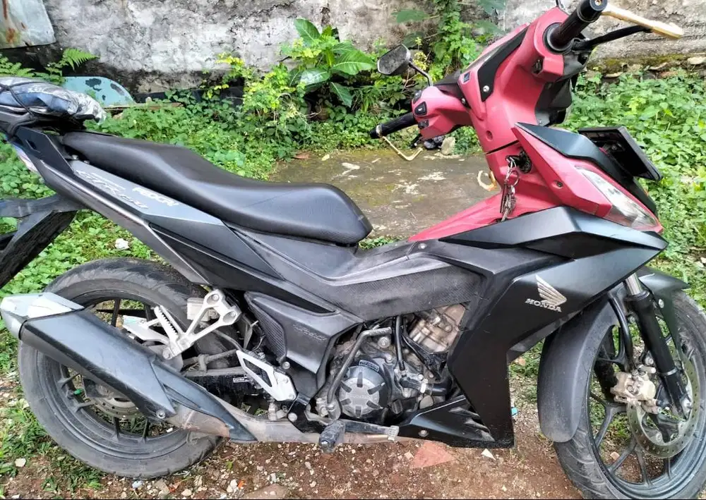DIJUUAL SUPRA GTR 2016 DENGAN HARGA 14.500.000
