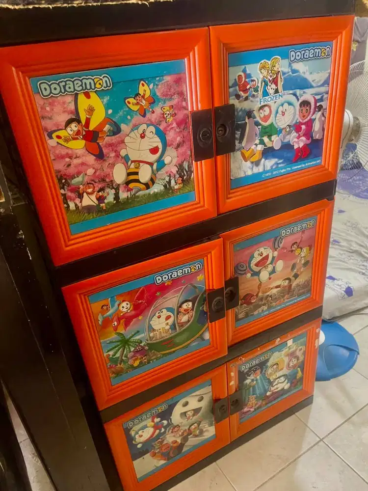 Lemari plastik 3 pintu