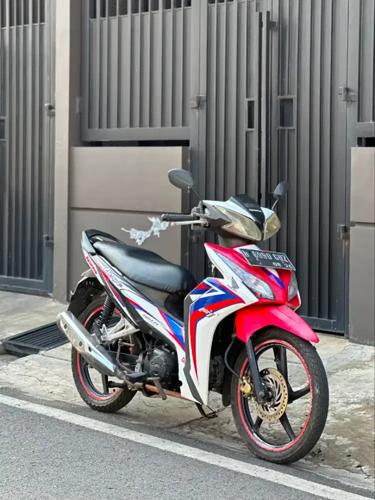 Honda Blade 2014