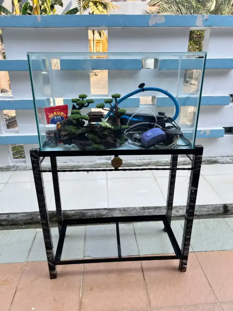 AQUARIUM SATU SET