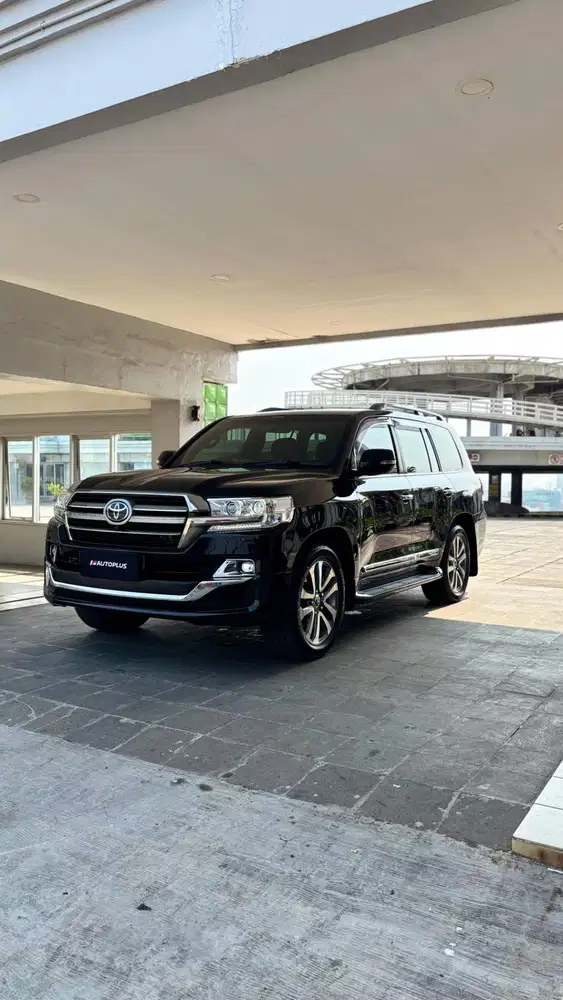 Km 24rb Toyota Land Cruiser 4.4 VXR 200 2019 Diesel