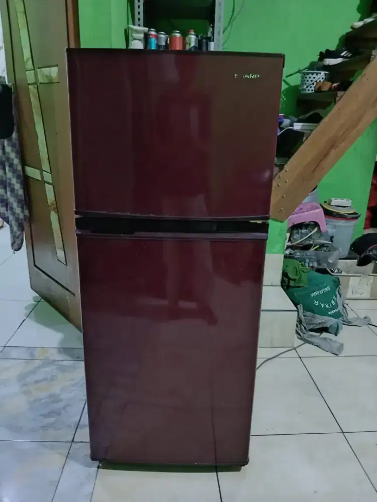 Kulkas 2 PINTU MERK SHARP