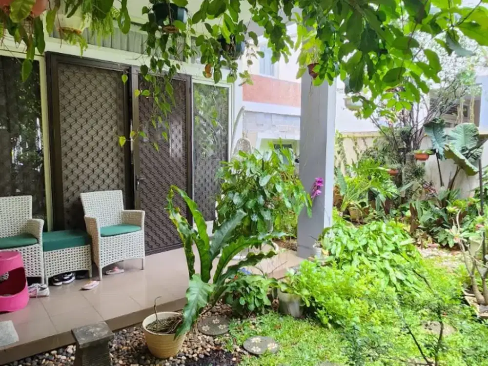 Dijual Rumah Cantik Dengan Kolam Renang Di Metland Menteng Cakung