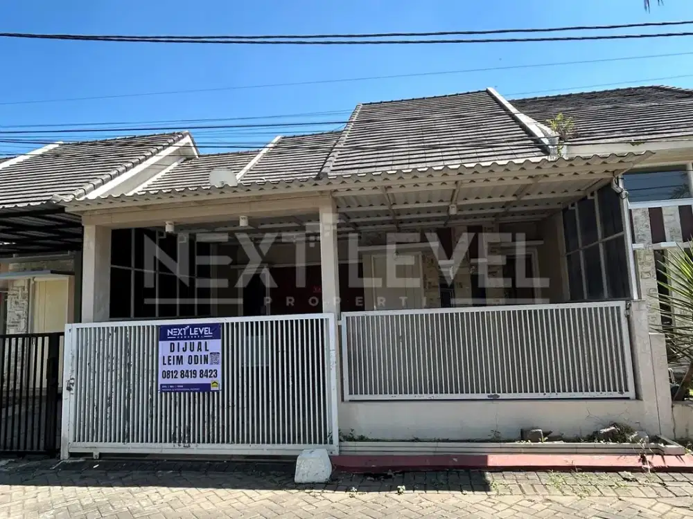 Rumah di Jalan Utama Perumahan Permata Royal Garden Pakis Malang