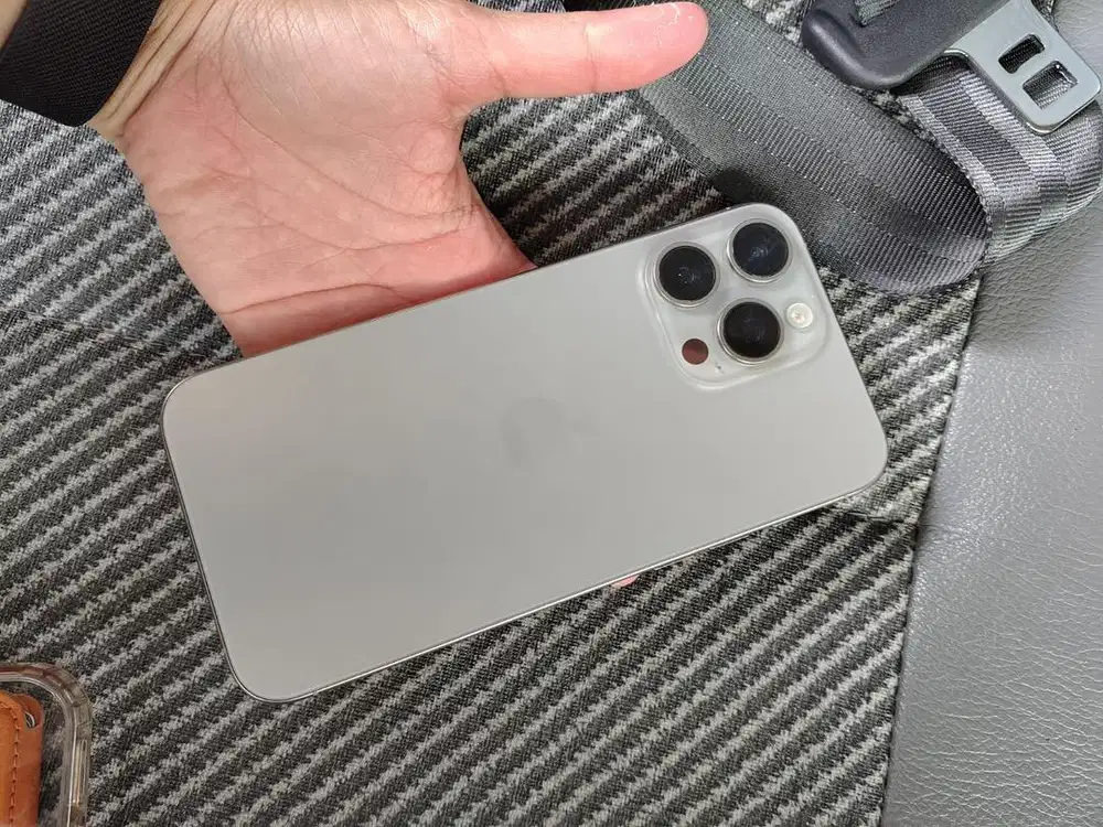 (BISA NEGO) iPhone 15 Pro Max 256GB | iBox Original