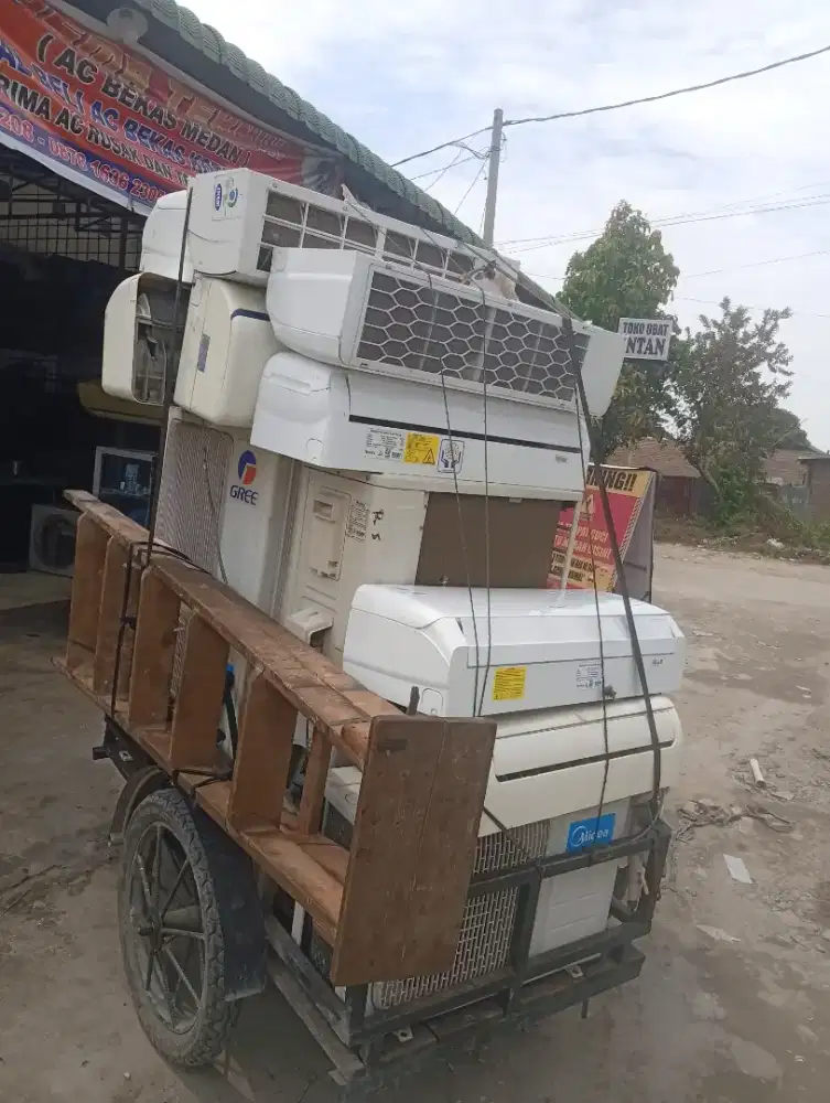 Menampung ac bekas bagus dan rusak