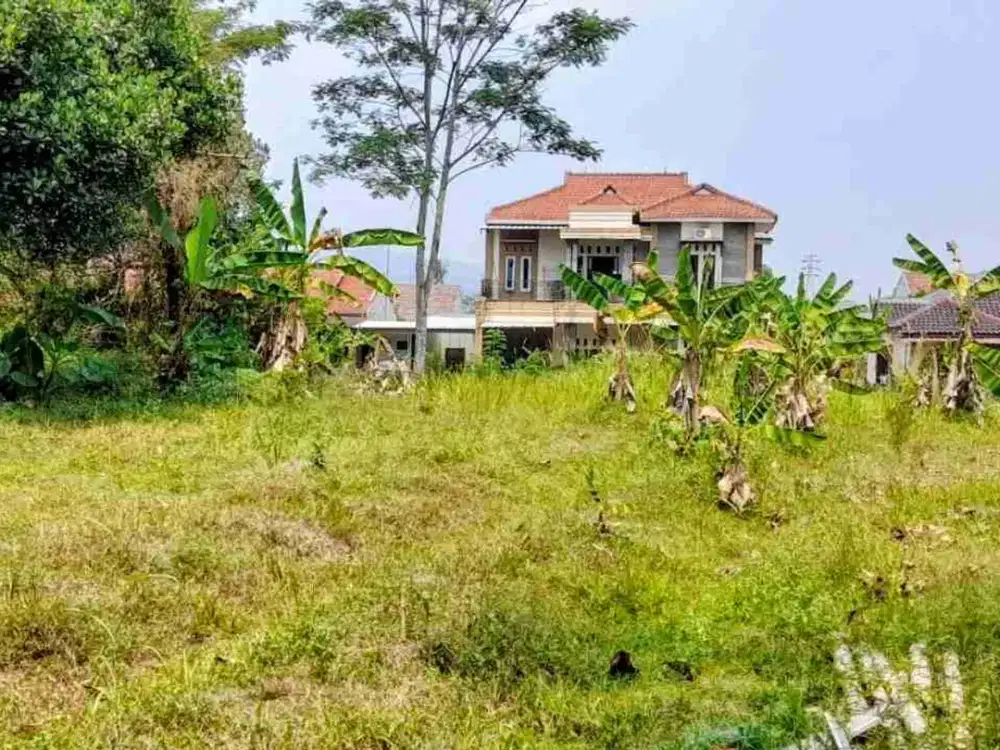 Tanah Datar dan Strategis