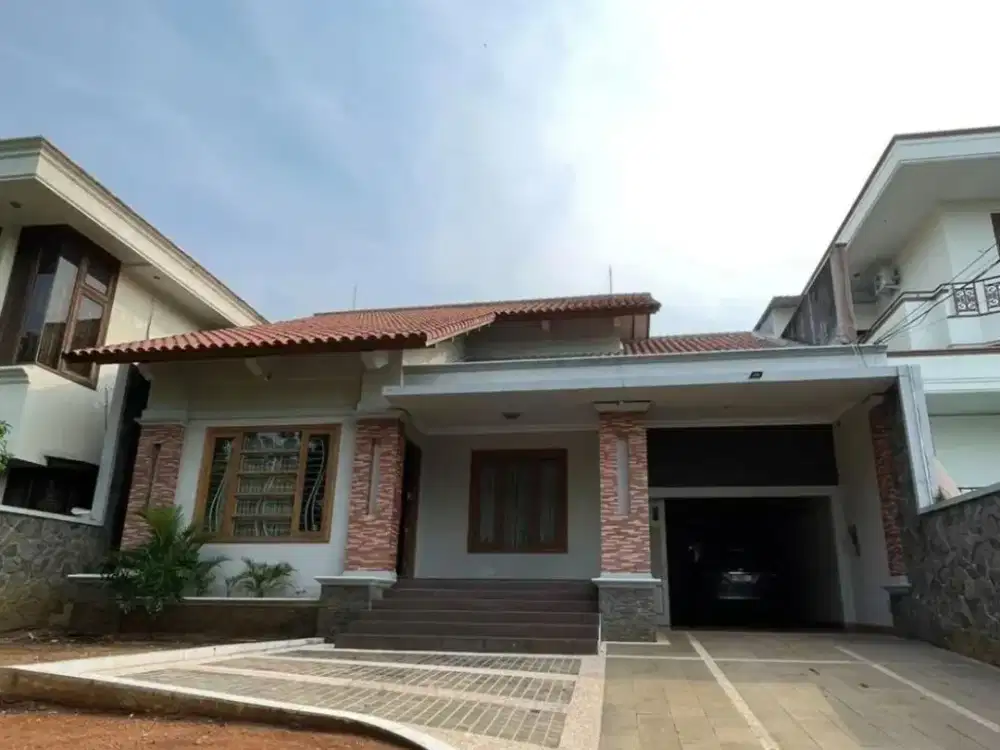 JUAL Rumah Mewah Kawasan Elite Semarang Atas Dekat Akpol di Telaga Bodas Gajahmungkur