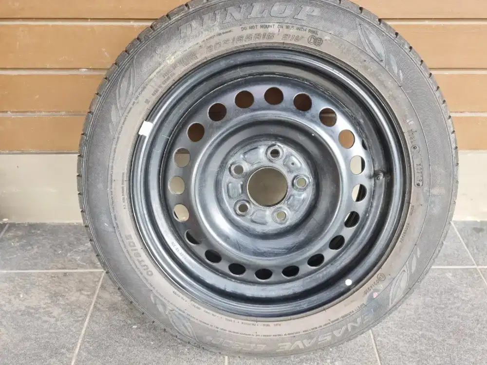 Velg dan Ban Mobil