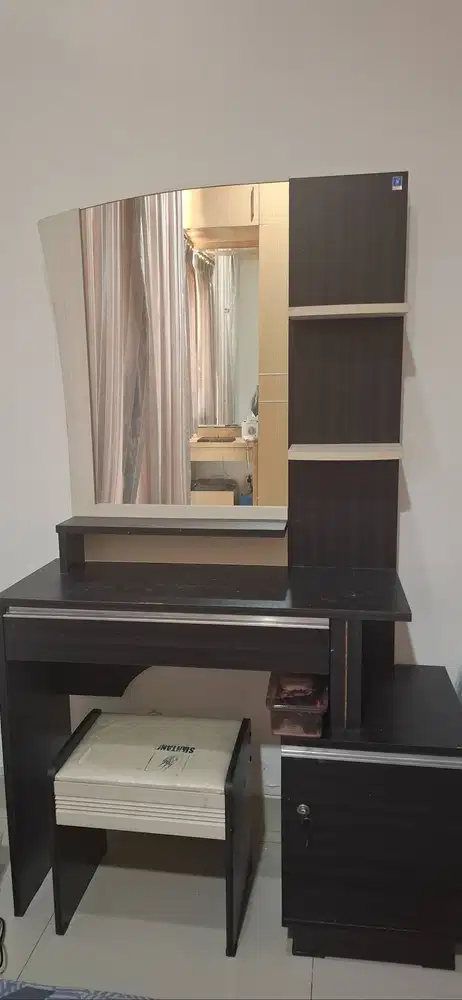 Jual MEJA RIAS + KURSI SIANTANO Original
