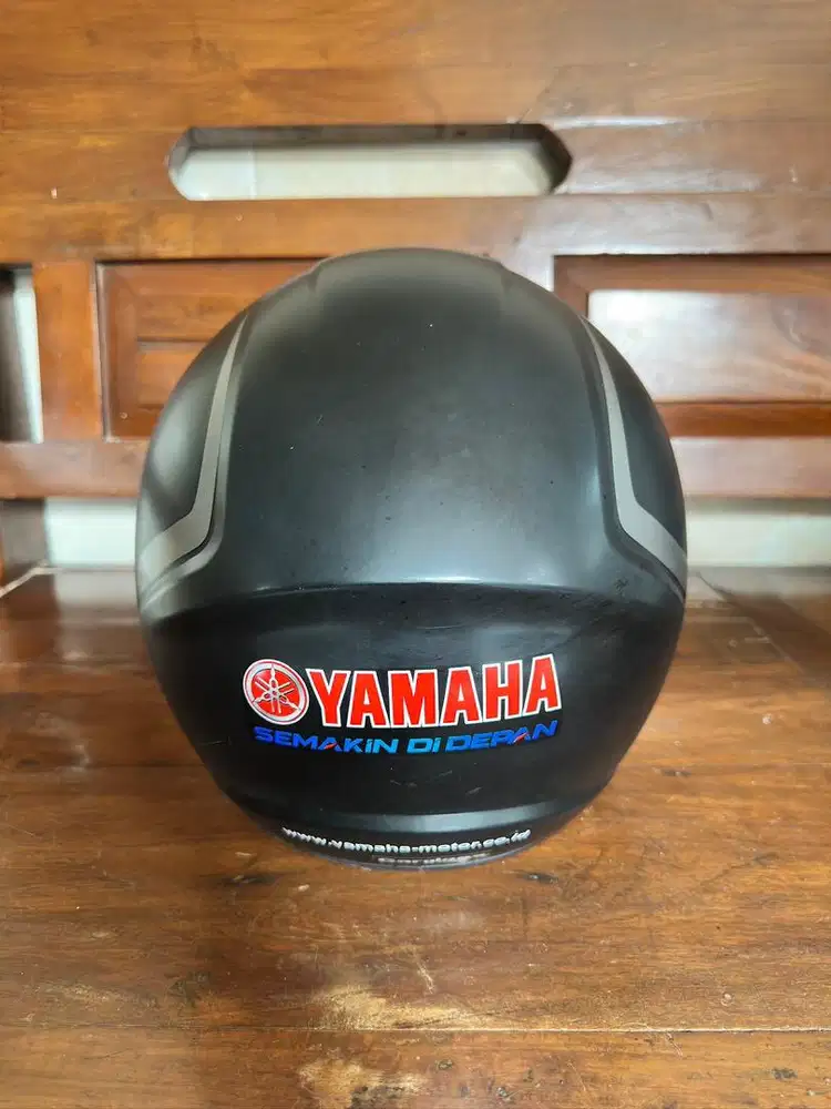 Helmet YMHA hitam
