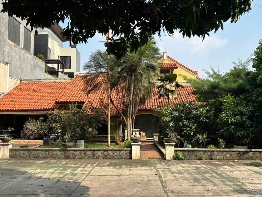Rumah Dan Tanah Luas di BDN Ujung Cilandak Barat, Selangkah Ke MRT