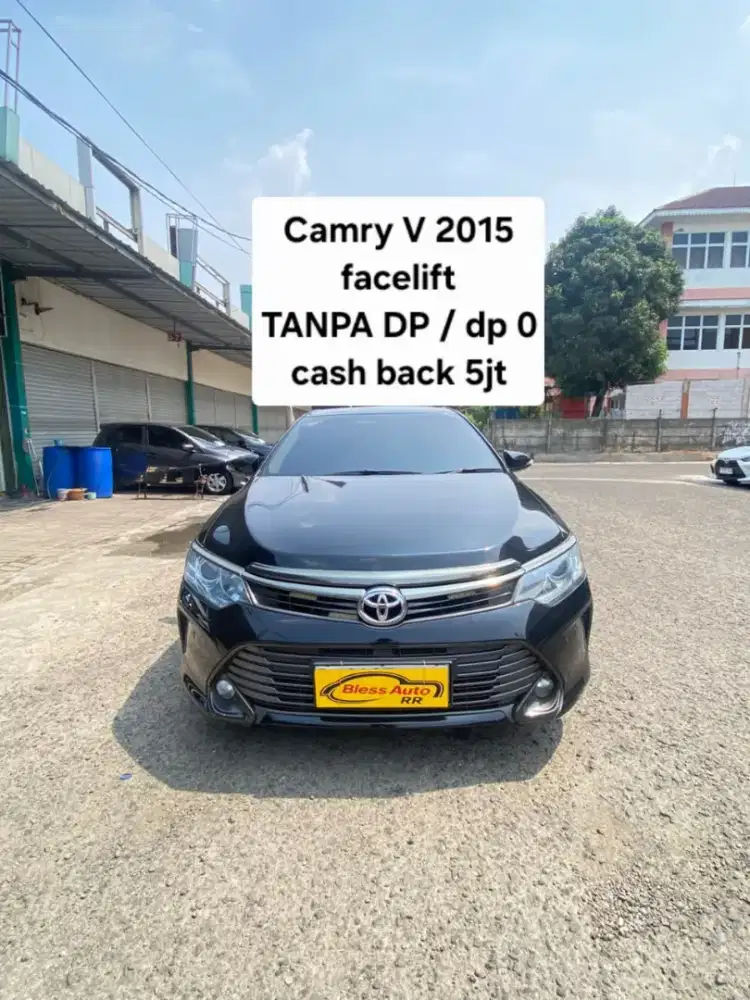 Toyota Camry V 2015 dp 0 2016 record facelift 2014 hitam