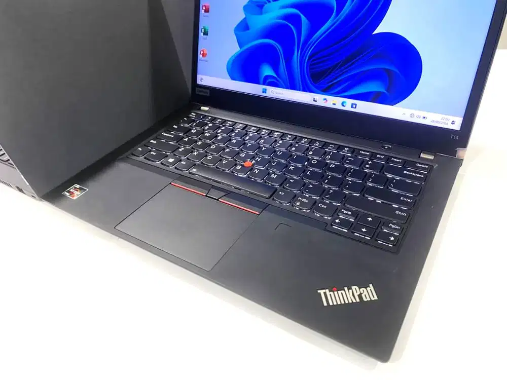 Laptop Lenovo Thinkpad L13 AMD Ryzen 7-5850U 1,7Ghz