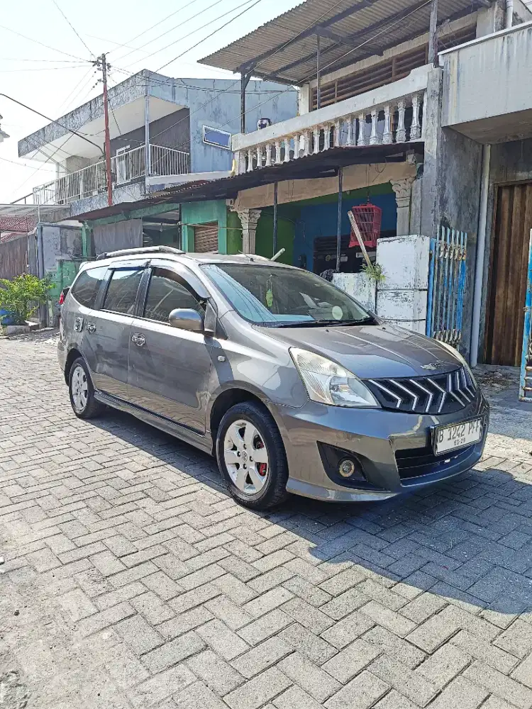 Grand Livina XV Matic 2009