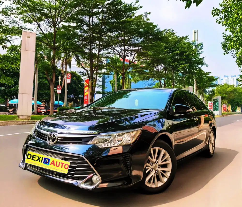 (KM50000)TOYOTA CAMRY V 2017 PAKAI 2018 2.5 AT ISTIMEWA KM RENDAH!!