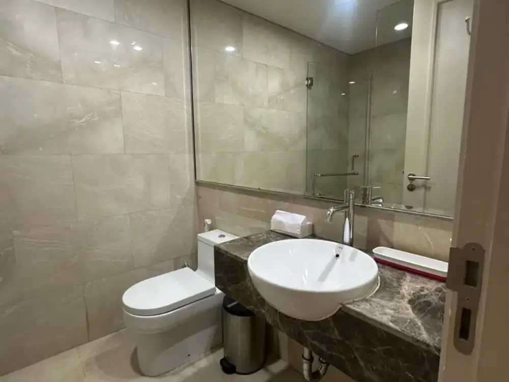 Dijual Apartemen One Icon Surabaya 2BR 87 m2 Full Furnished Hadap Utara