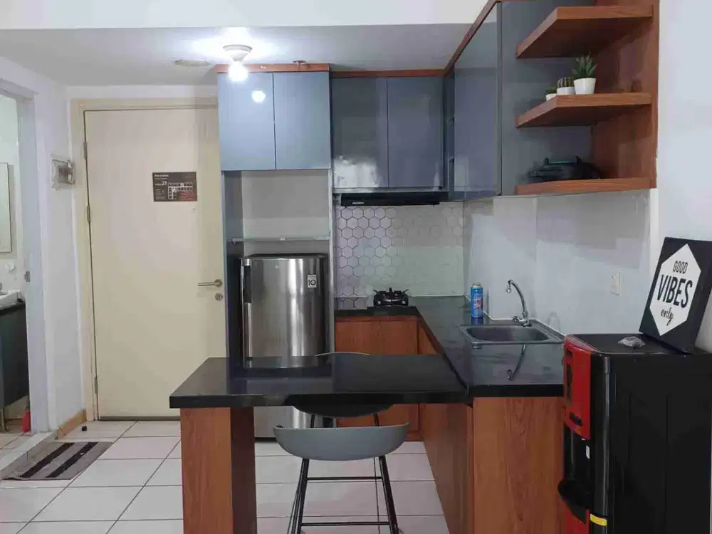 Dijual Rugi Apartemen 2br Fully Furnished Lt 27, Tower Avery
