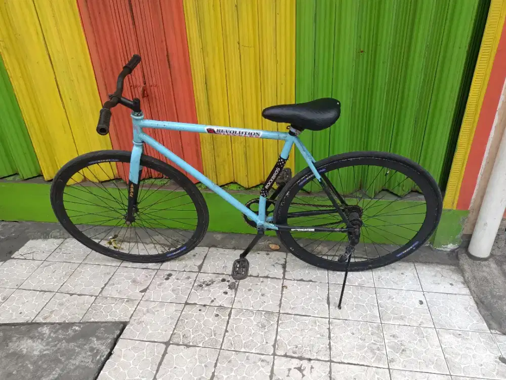 Sepeda fixie siap pakai