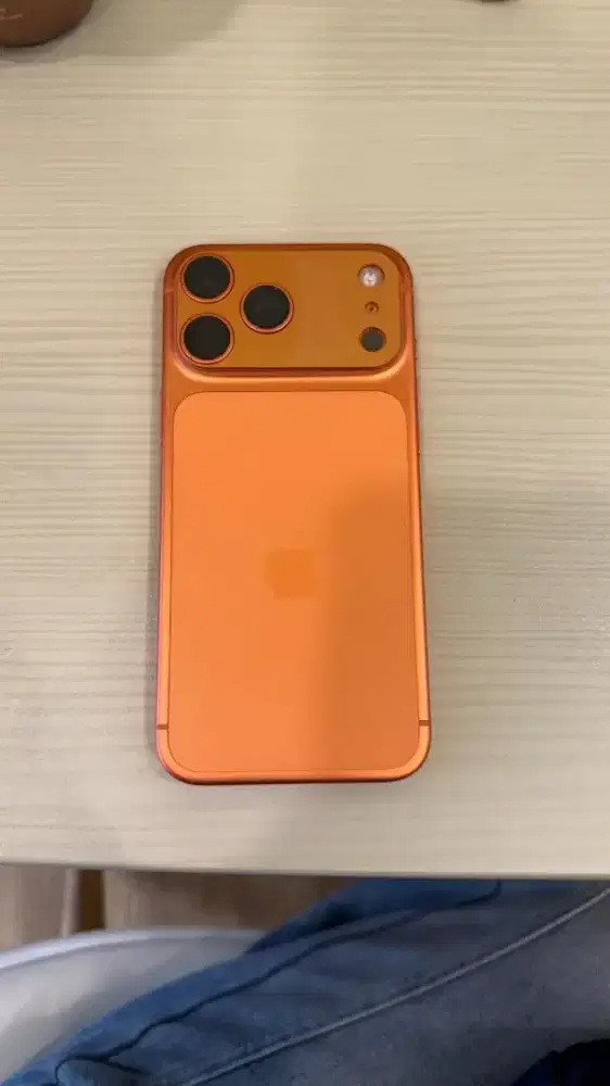Iphone 17 pro orange 256gb ibox