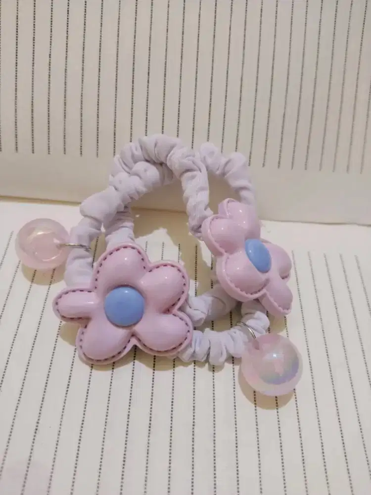 Kunciran scrunchie Bunga