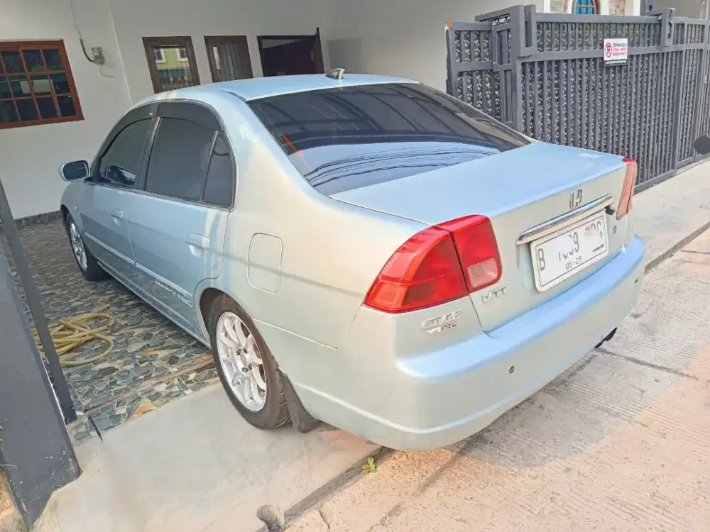 Jual Mobil Civic VTi 2002 ( AT) Two Tone