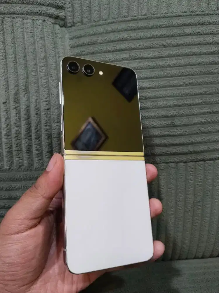 Samsung galaxy Z Flip 5 8/256GB sein