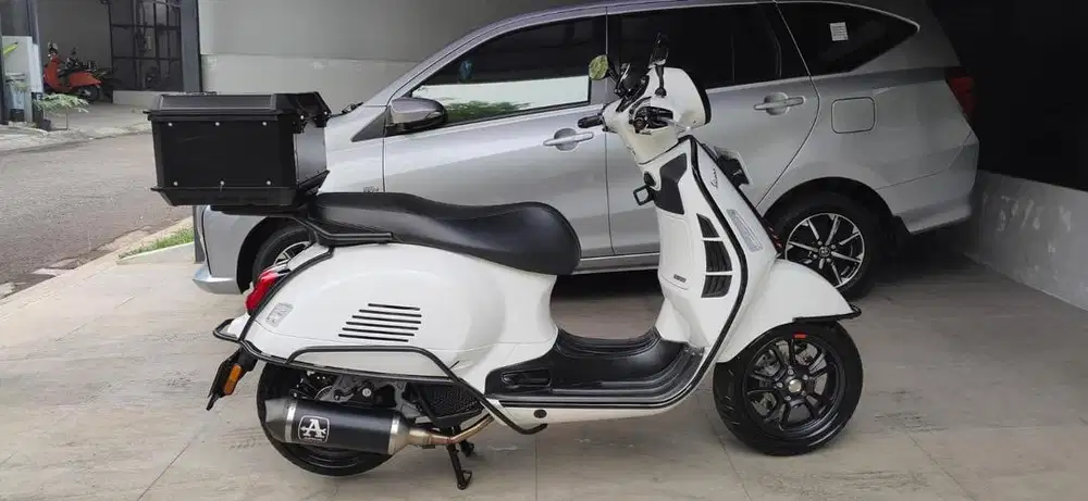GTS 150 IGET SUPER SPORT 150cc 2024