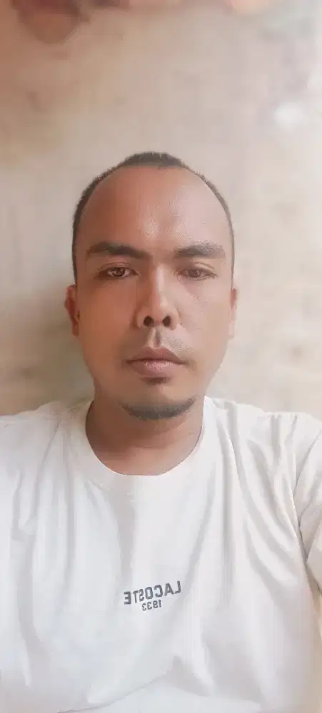 sedang mencari pekerjaan