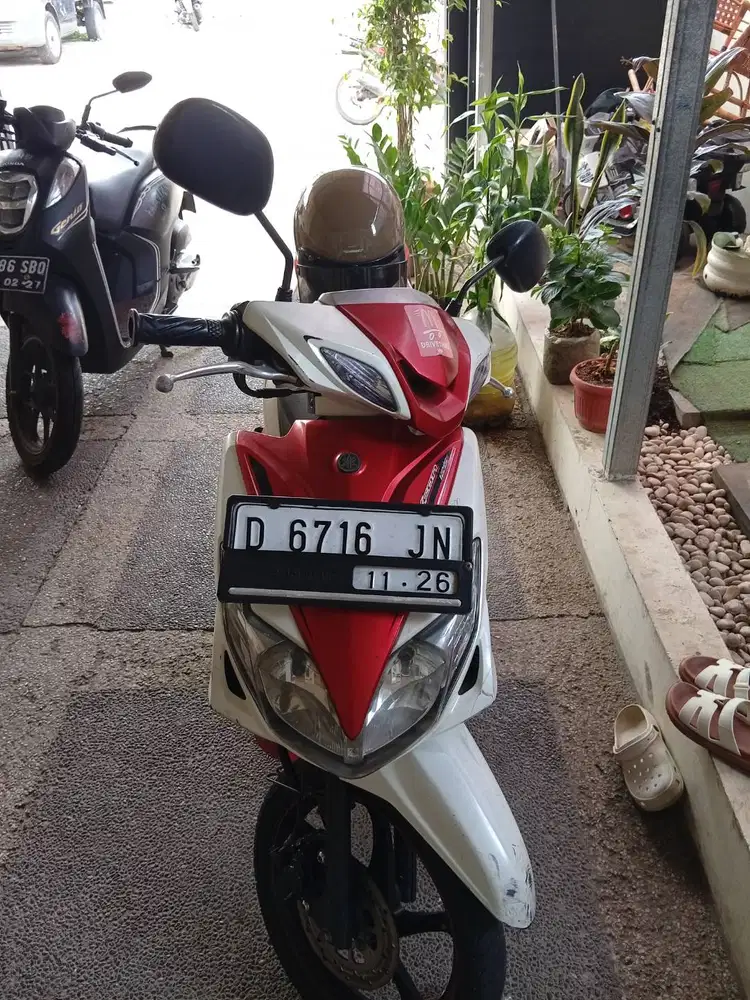 xeon 125 tahun 2012 warna merah putih