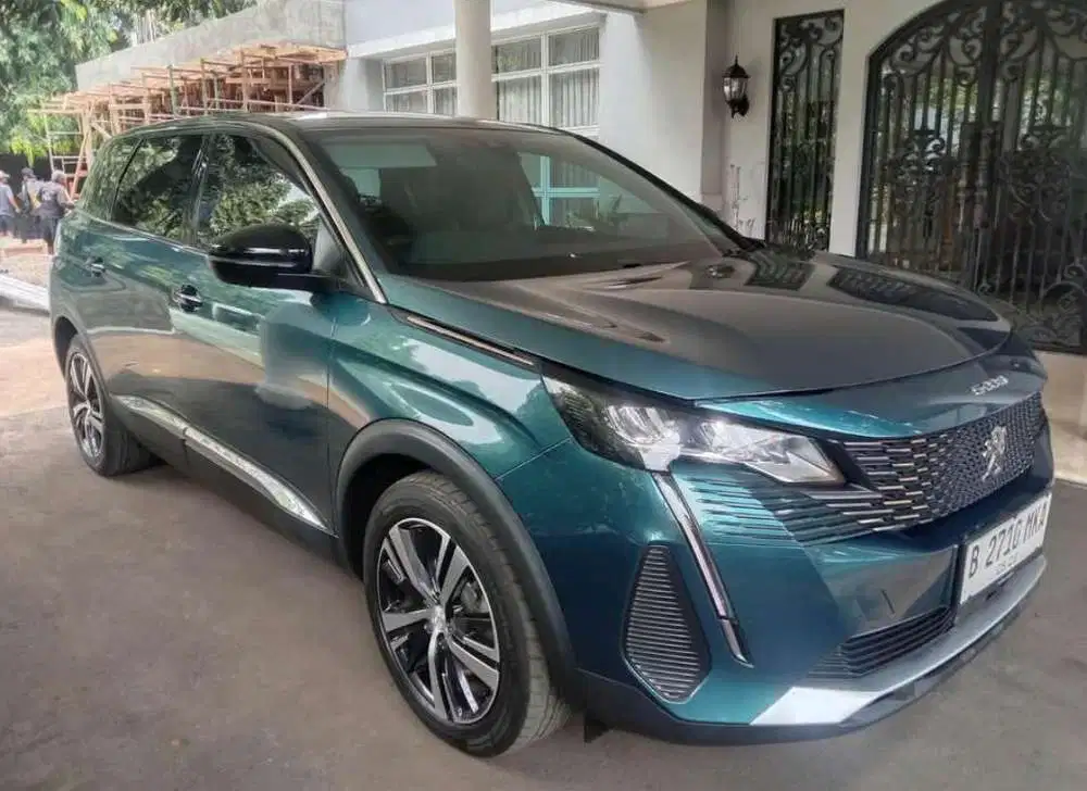 Peugeot 5008 2023 Bensin