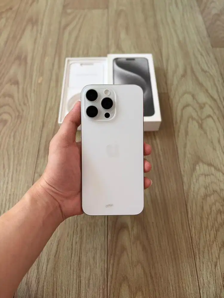 iPhone 15 Pro Max 256Gb White iBox