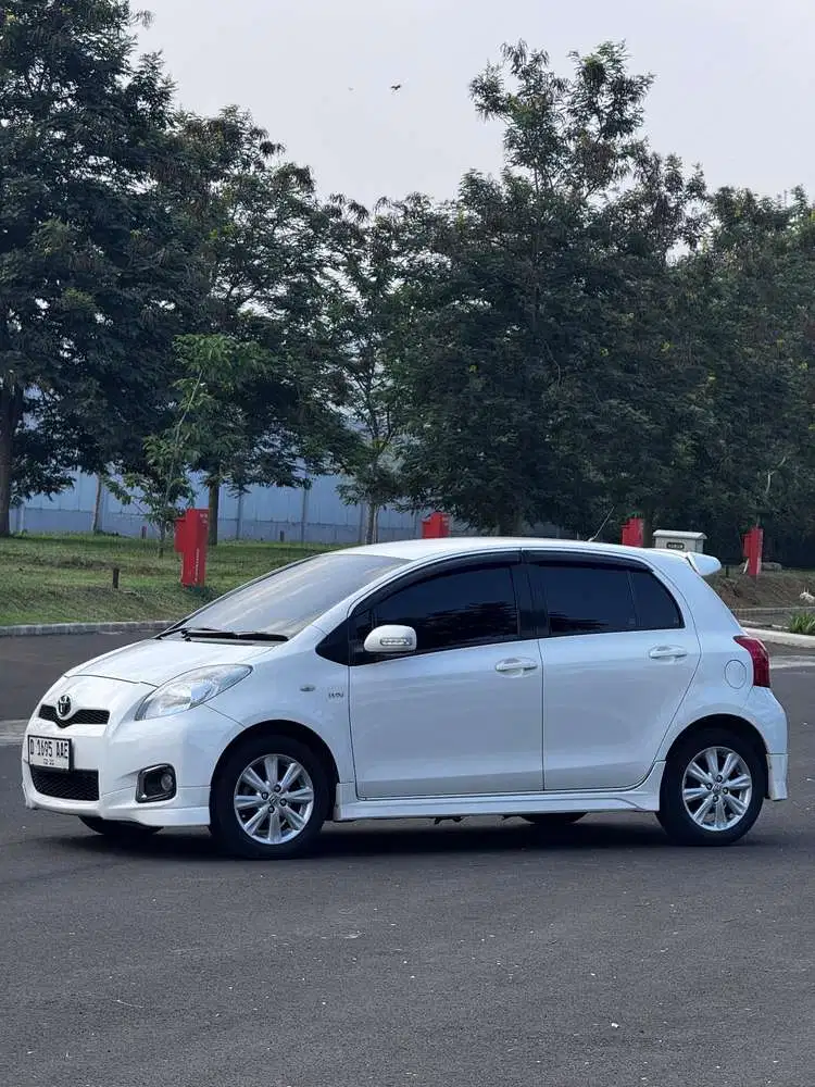 Toyota Yaris 2012 Bensin