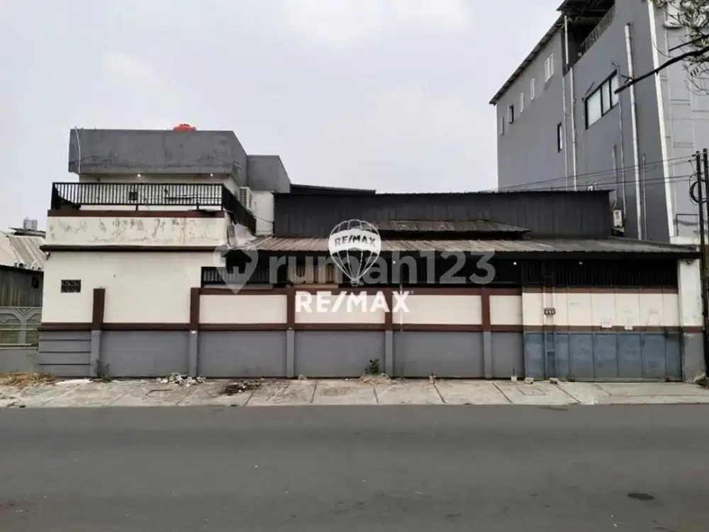 Dijual Gudang Eks Rumah Besar di Pakulonan Barat Gading Serpong 600M2 - Sektor 1A