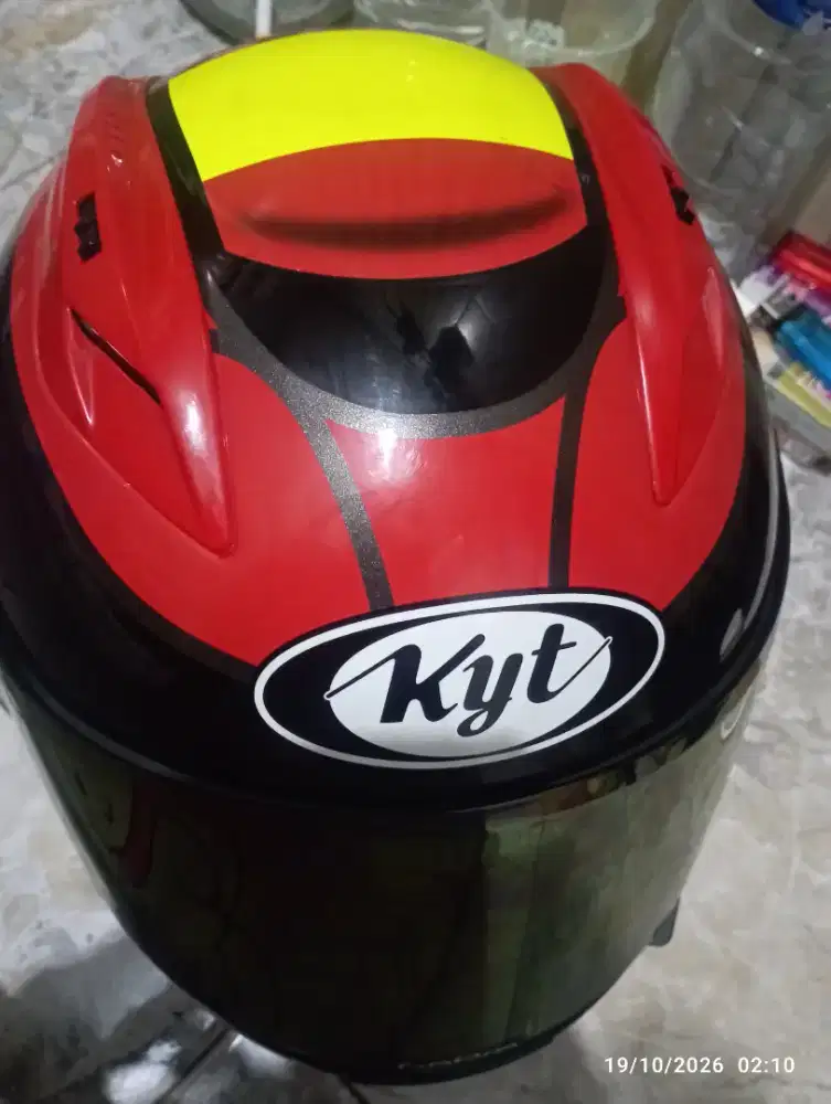 Dijual helm kyt