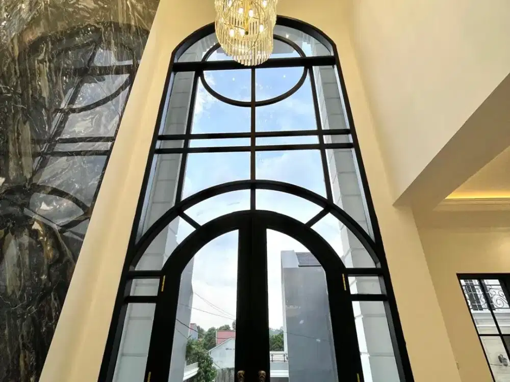 RUMAH PREMIUM! 3 Lantai + Rooftop di Permata Residence