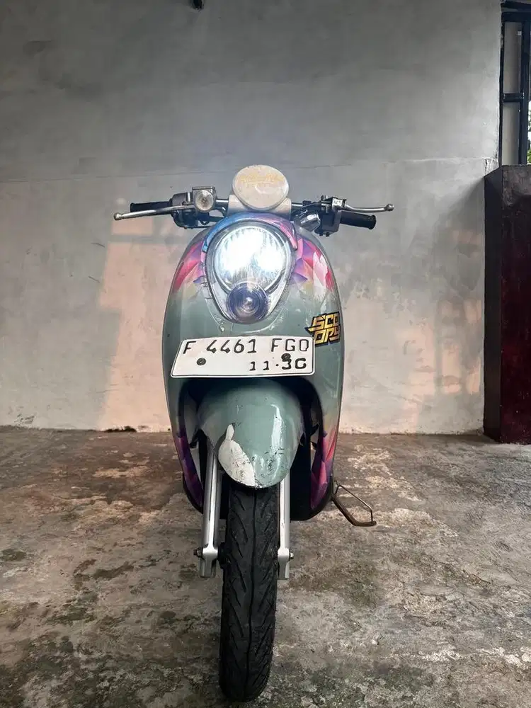 HONDA SCOOPY 2011