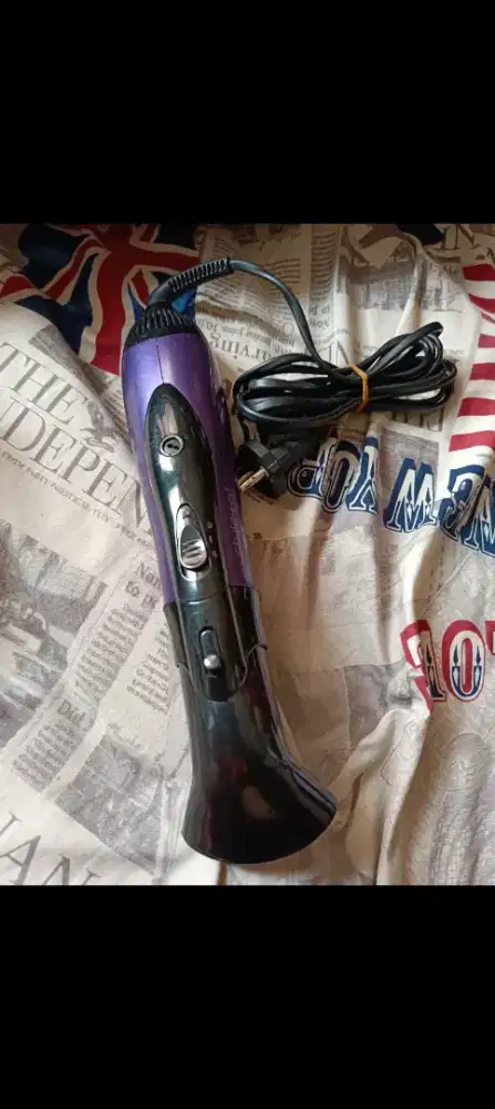 Dijual pengering rambut Hair dryer merk style up.
