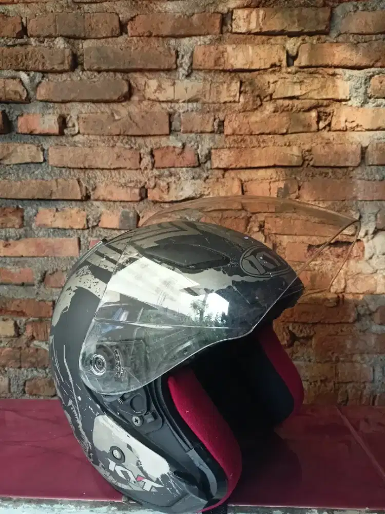 helm second KYT venom 200k