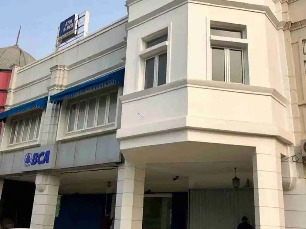 DISEWAKAN/DIJUAL 1 unit RUKO  2 lantai, disamping mall ciputra .