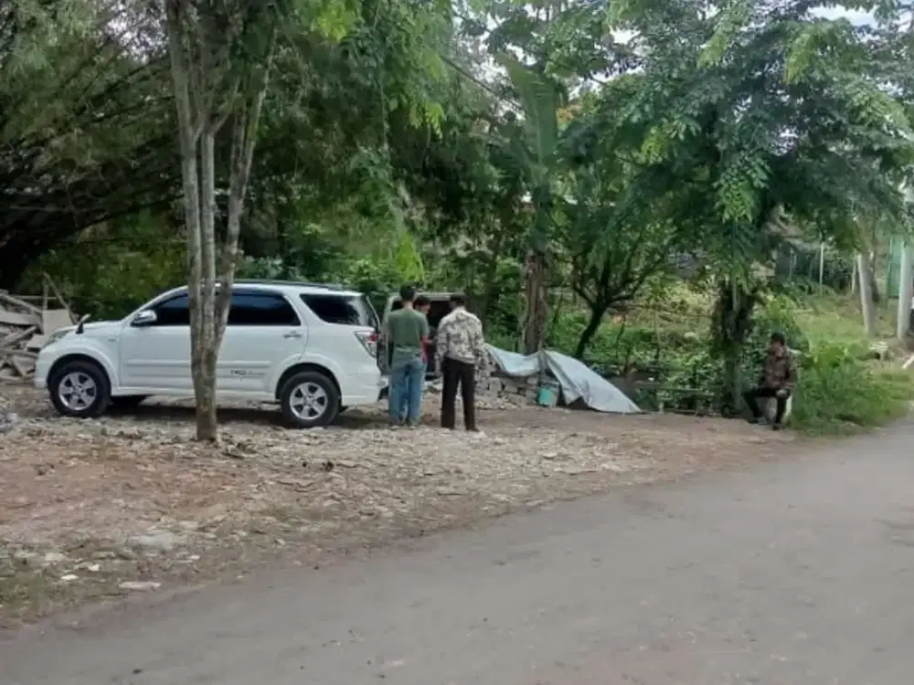 Di jual tanah Lokasi pinggir jalan dpn Citra Raya Sirkuit sentul