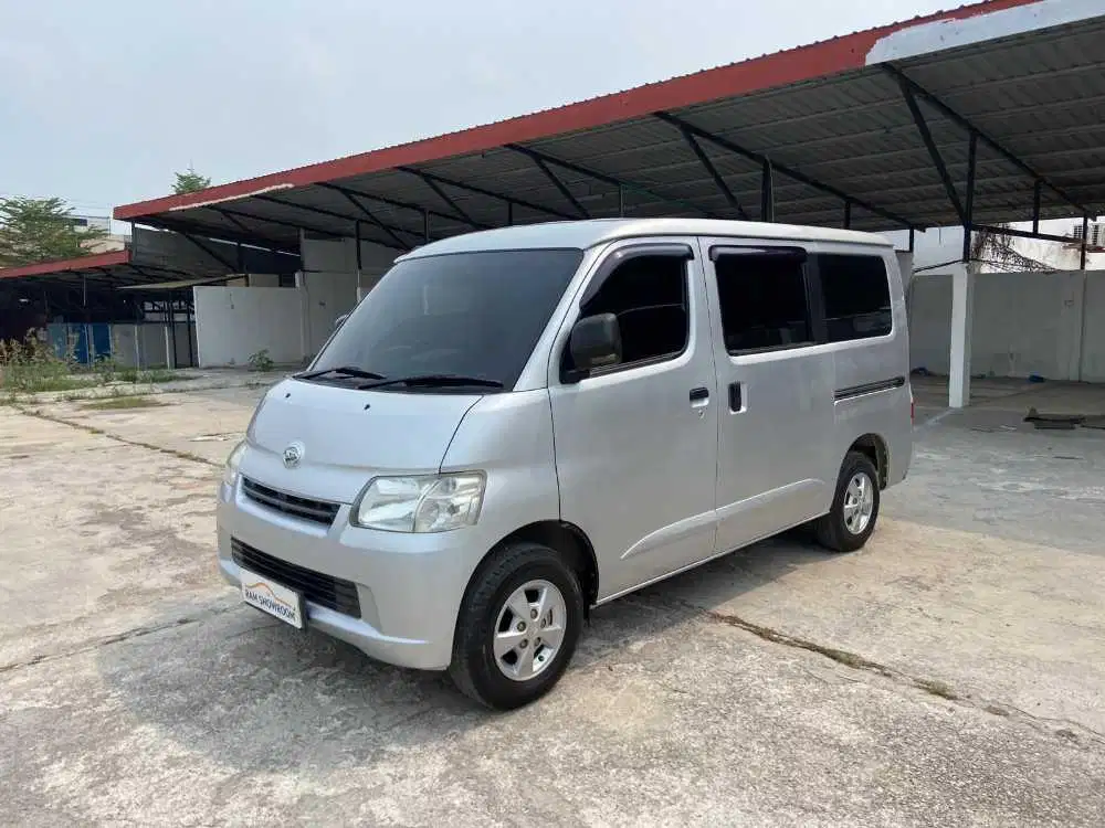 DAIHATSU GRAN MAX MINIBUS D PS MT 2019