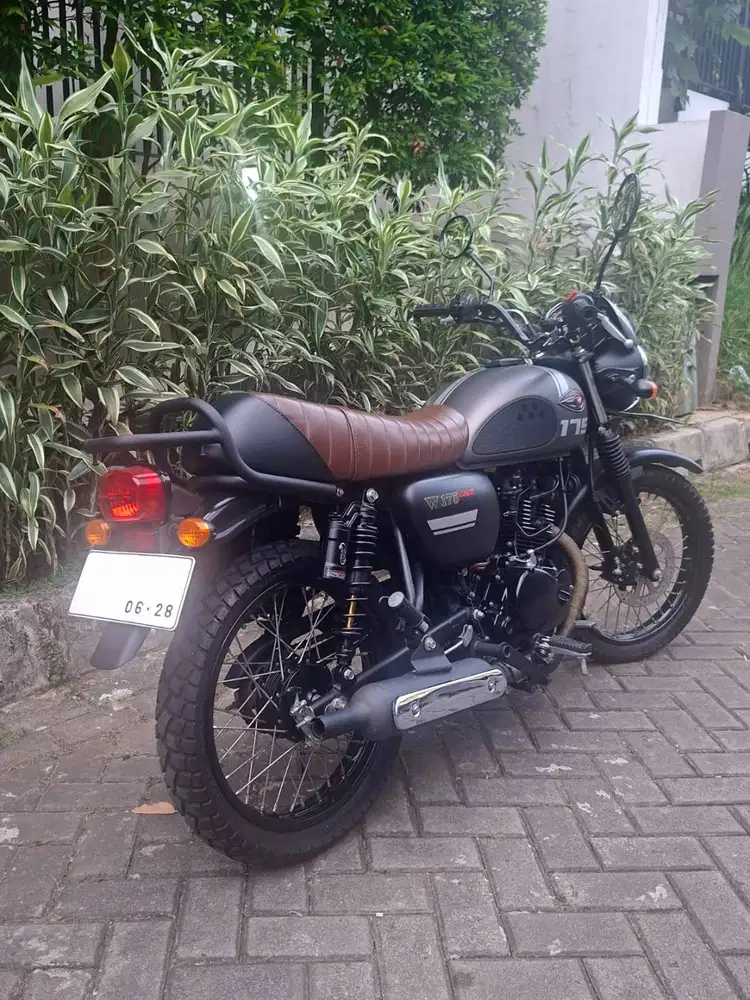 Kawasaki W175 2019 Mulus, KM 5.400