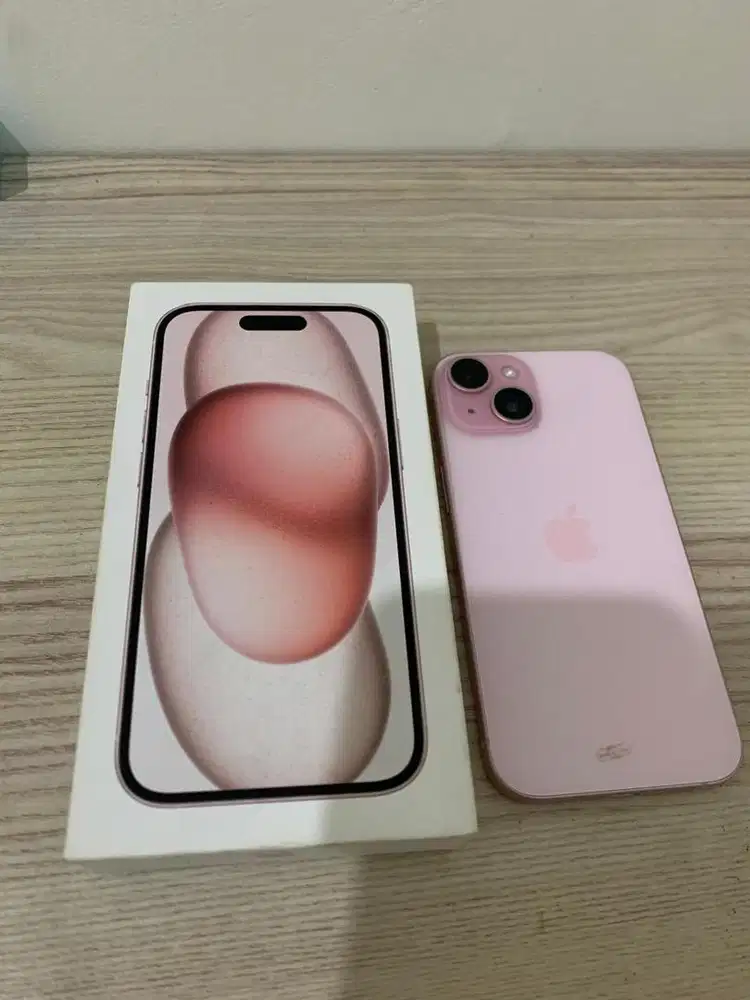Iphone 15 Pink - 128GB. Full box, kabel charger tanpa kepala charger
