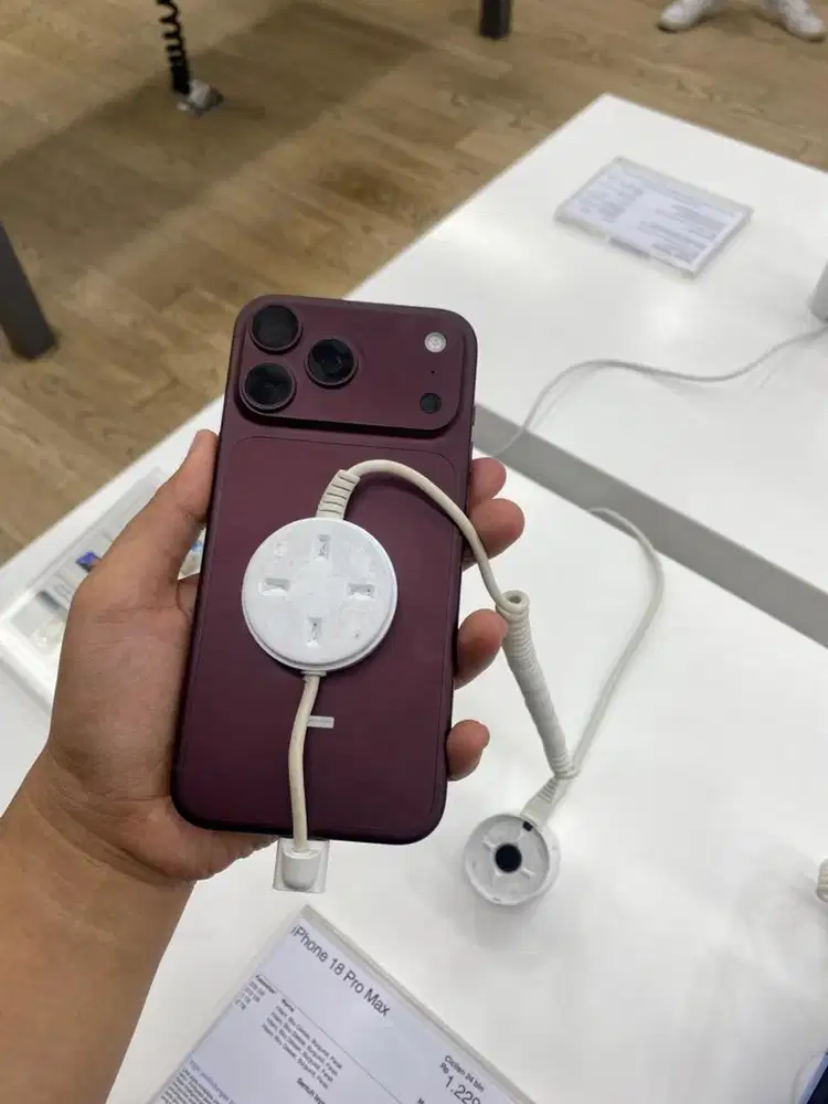 IPHONE 18 PRO 512GB SUDAH READY