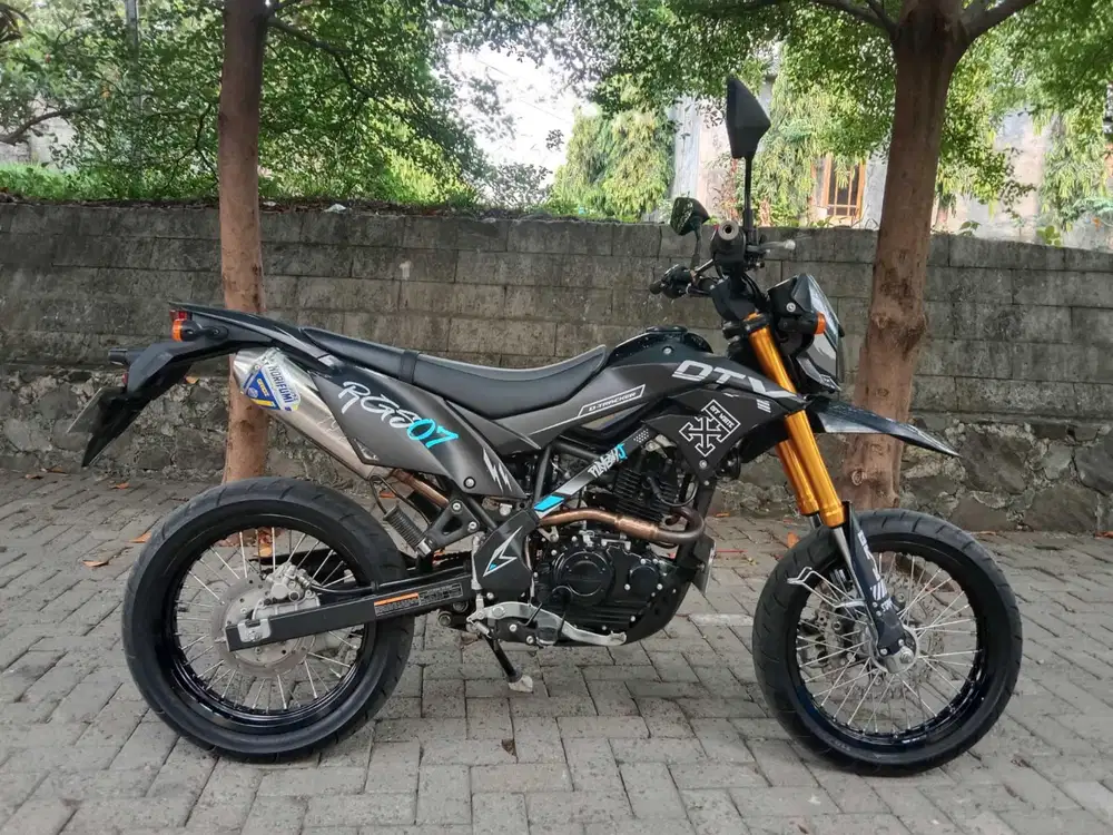 Kawasaki d tracker 150 SE th 2022 cash/kredit Bisa