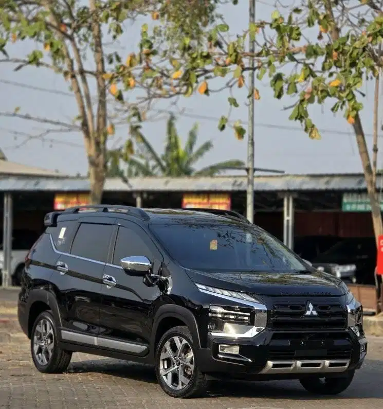KM 20 Mitsubishi Xpander Cross PP 2024 Automatic Plat G Istimewa