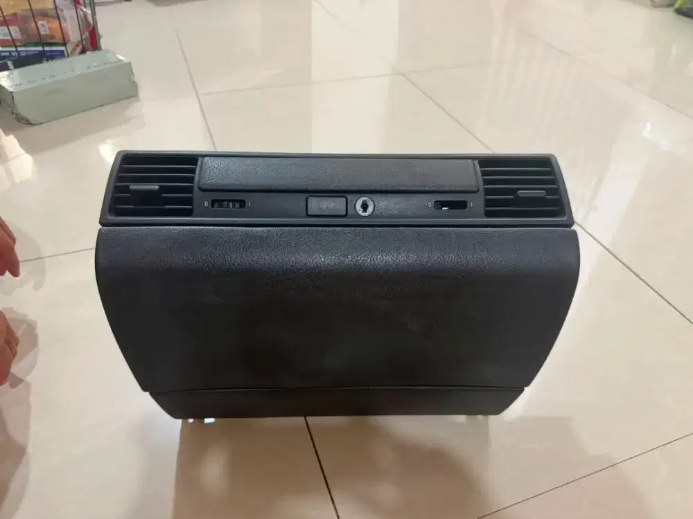 Glove Box E36 M50