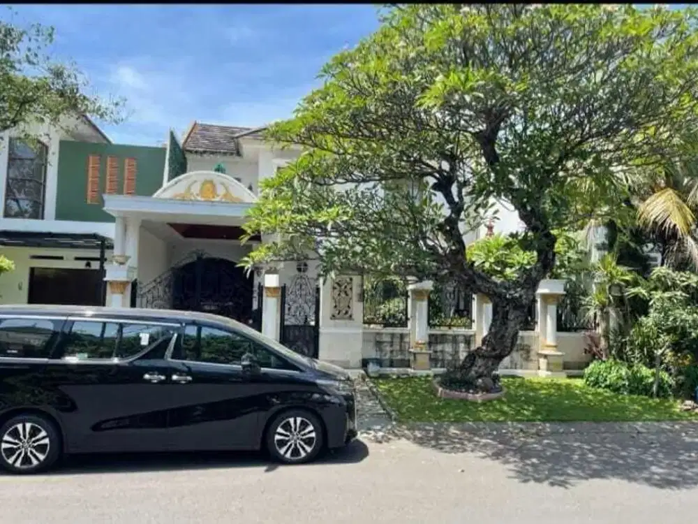 Hot listing...Jual cepat rumah di boulevard  kota wisata